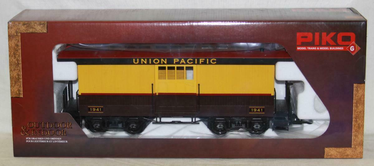 Piko 38641 G Gauge Union Pacific 1941 Wood Baggage Car
